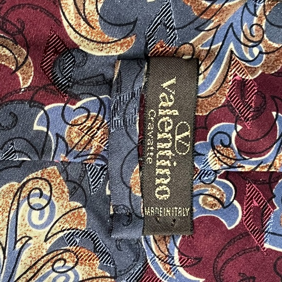 Vintage 80s Designer Valentino Silk Tie - Picture 4 of 5
